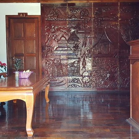 לואנג פרבאנג Silikhane Guesthouse מראה חיצוני תמונה