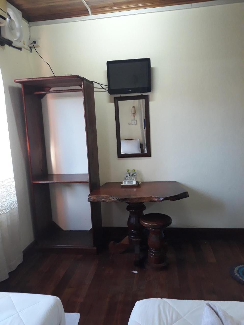 לואנג פרבאנג Silikhane Guesthouse מראה חיצוני תמונה