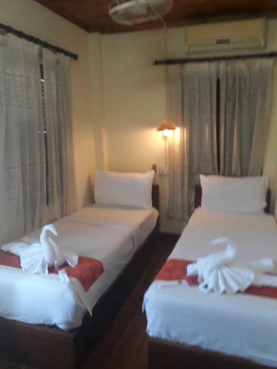 לואנג פרבאנג Silikhane Guesthouse מראה חיצוני תמונה