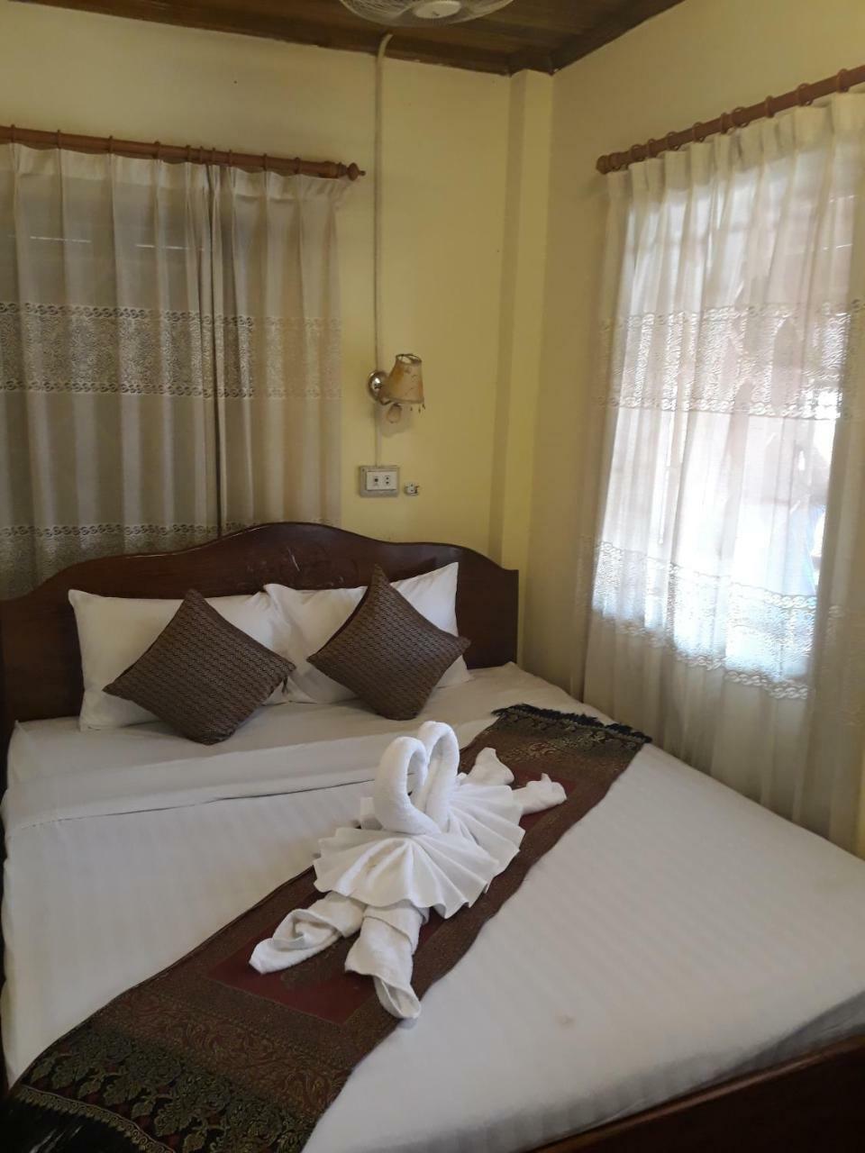לואנג פרבאנג Silikhane Guesthouse מראה חיצוני תמונה