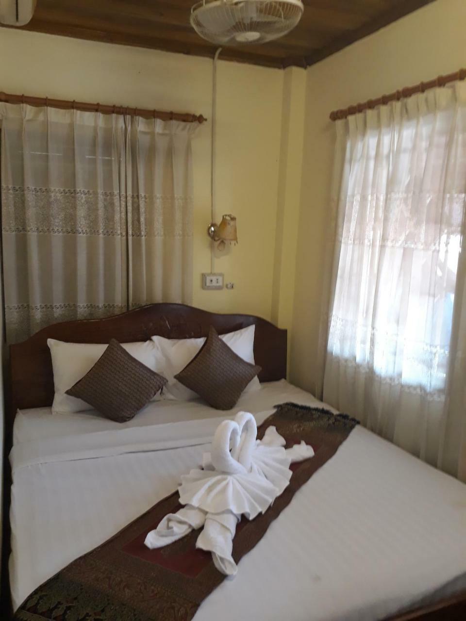 לואנג פרבאנג Silikhane Guesthouse מראה חיצוני תמונה
